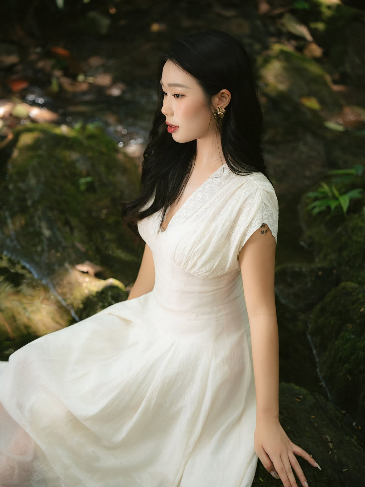 Con gái đại gia xi măng Bắc Ninh: Idol