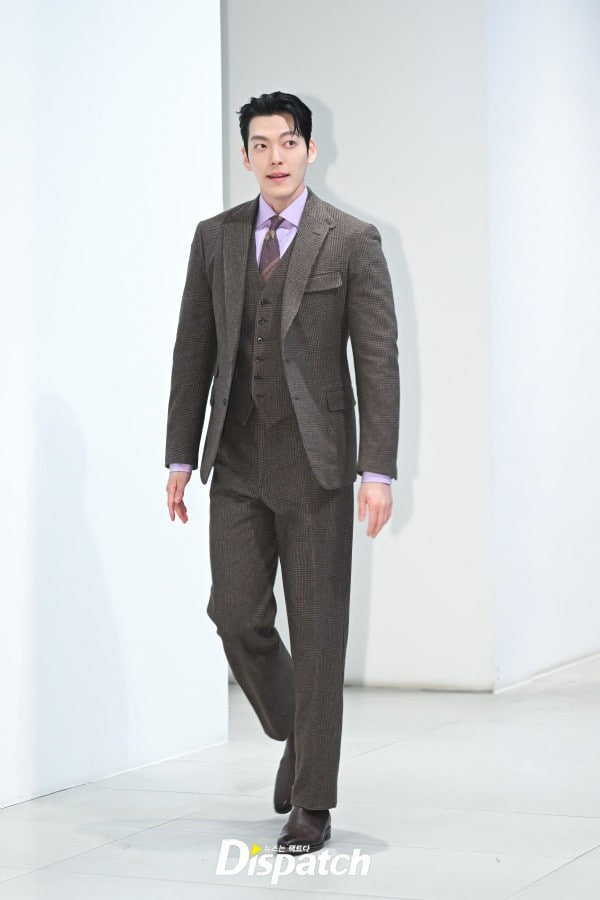 Các mỹ nam Hàn Quốc mặc suit chưa bao giờ khiến dân tình phải thất vọng.