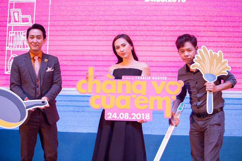 Vbiz có 1 mỹ nam “mắt mũi miệng nét nào cũng phô, nhưng gom lại nó đẹp mới đau”