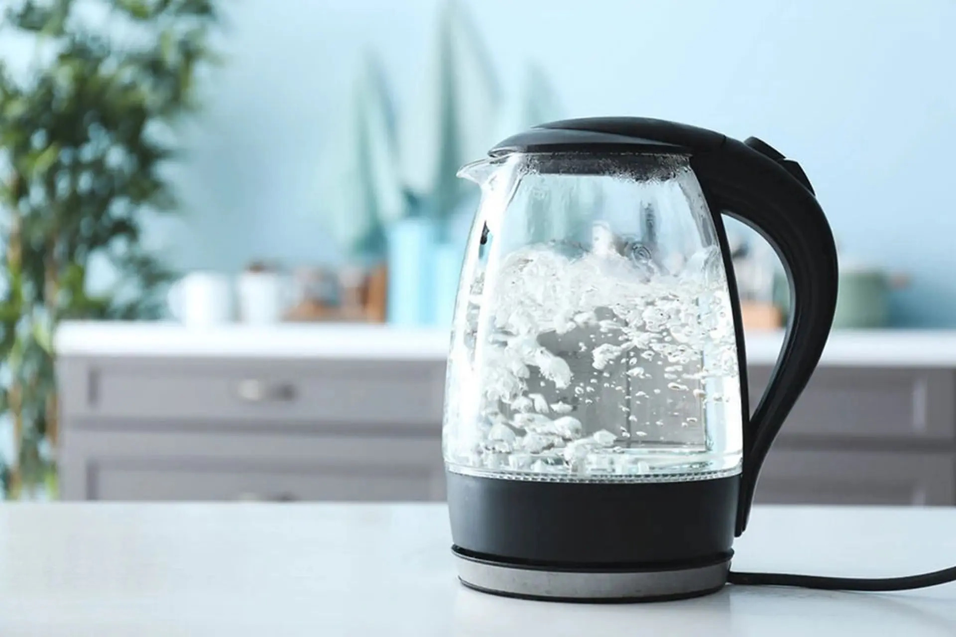 Vì sao ngày càng nhiều gia đình không còn dùng phích nước? 1 sản phẩm tiện hơn đang dần trở thành xu hướng mới