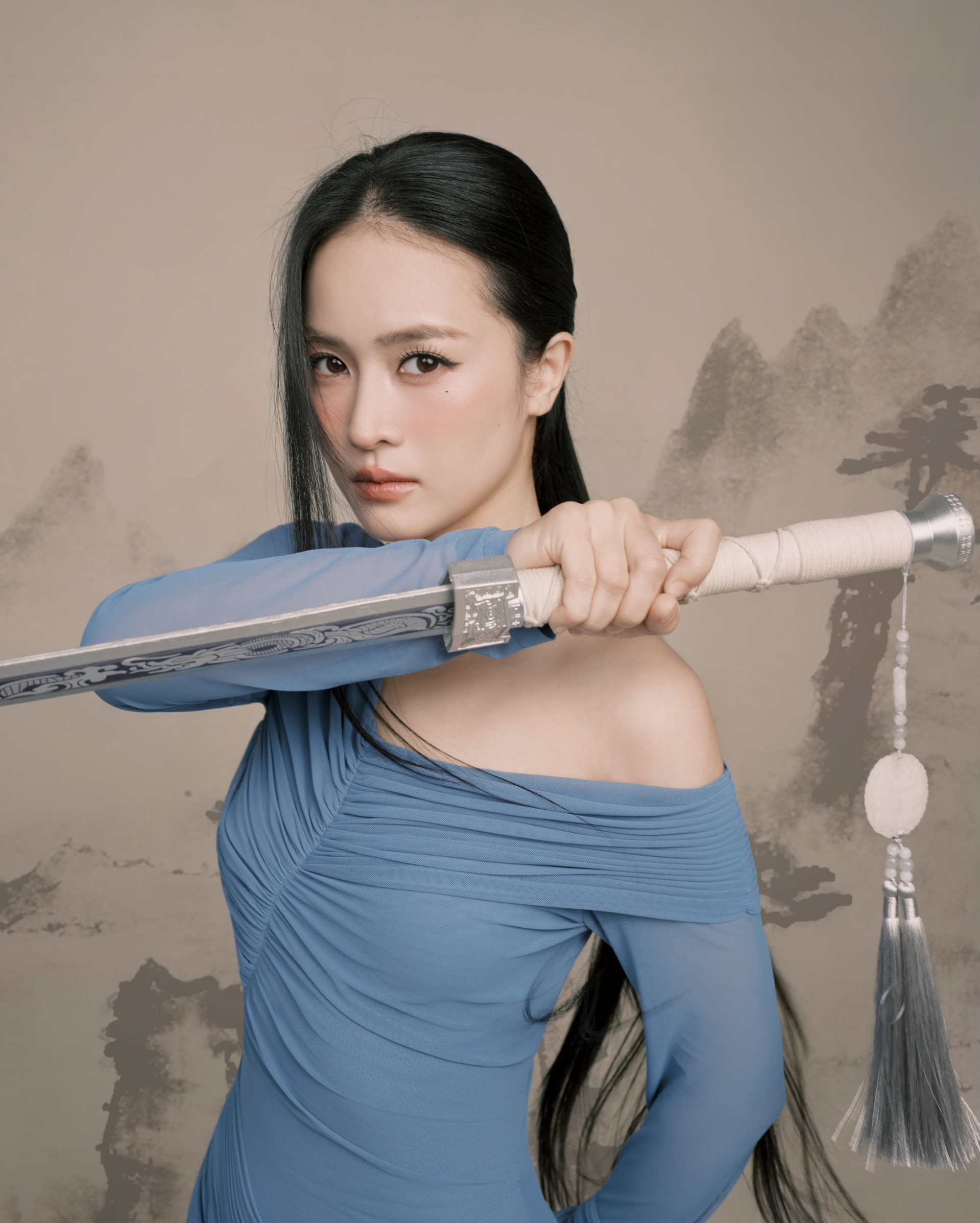 Không ai nhận ra “con gái Trương Ngọc Ánh”: Visual hao hao Đông Nhi và Lan Ngọc, 10 điểm từ mặt đến dáng