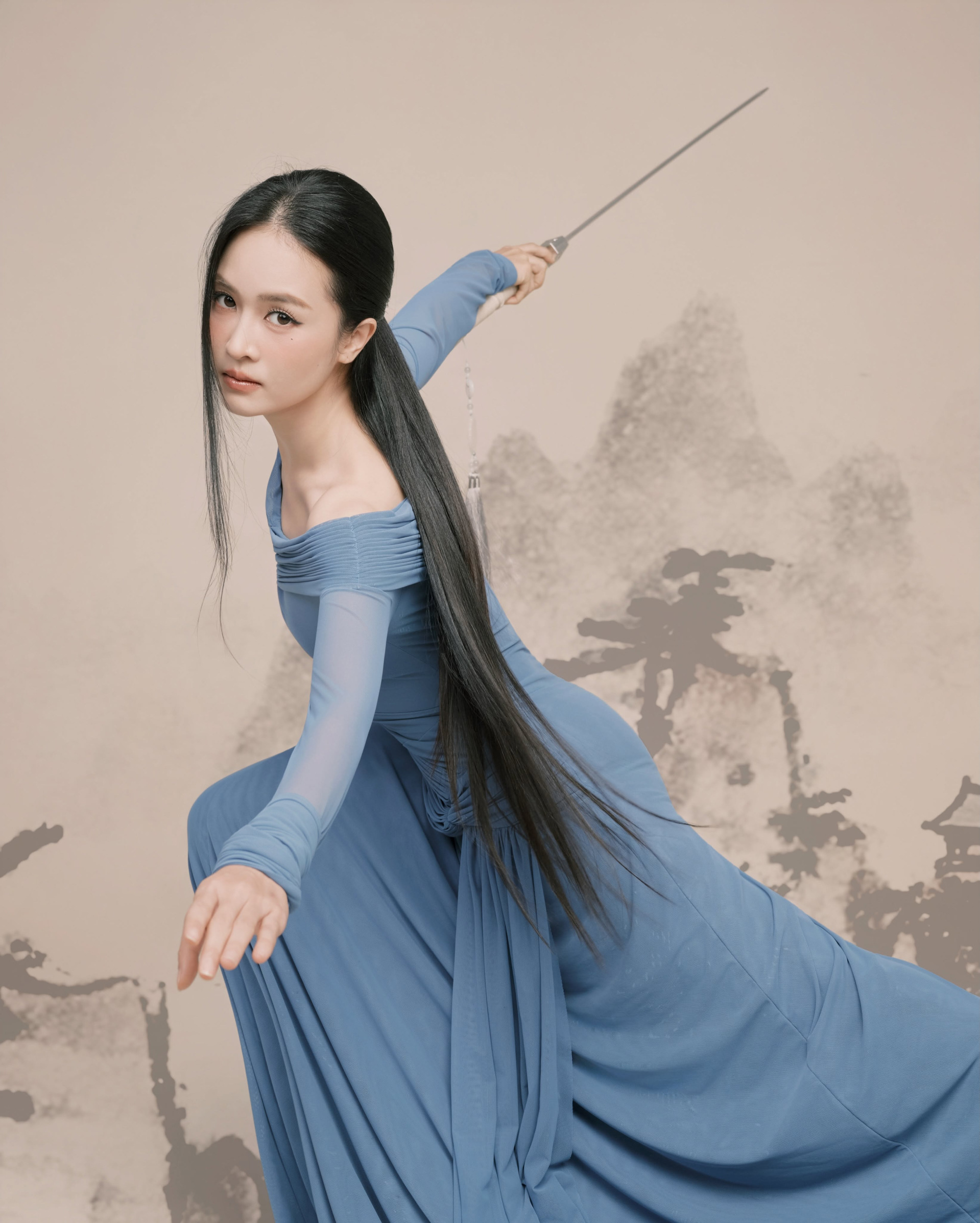 Không ai nhận ra “con gái Trương Ngọc Ánh”: Visual hao hao Đông Nhi và Lan Ngọc, 10 điểm từ mặt đến dáng