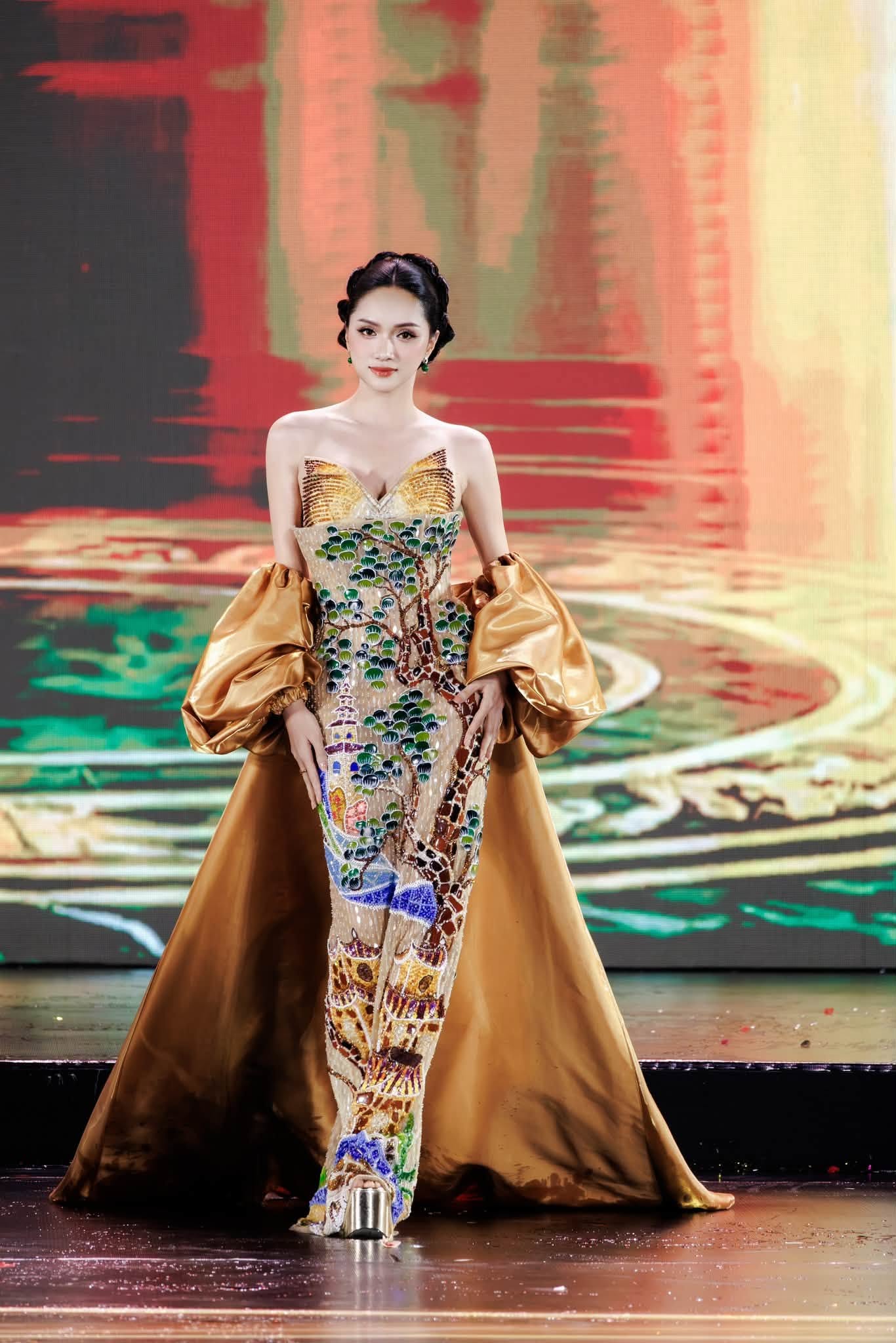 Hương Giang được chú ý khi than gia thi hoa hậu