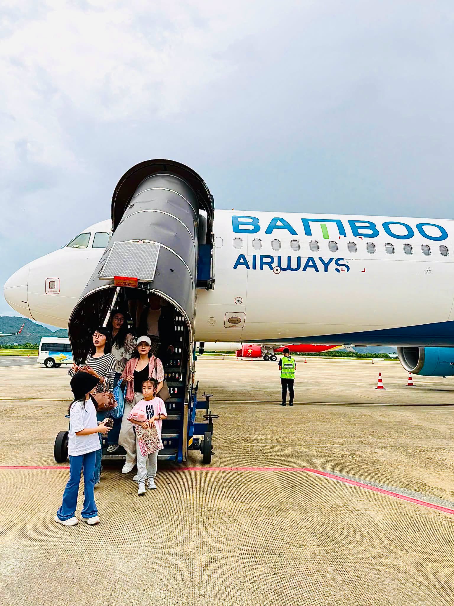 Hãng chia sẻ hình ảnh chuyến bay từ Macau về Đà Nẵng. Ảnh: Bamboo Airways