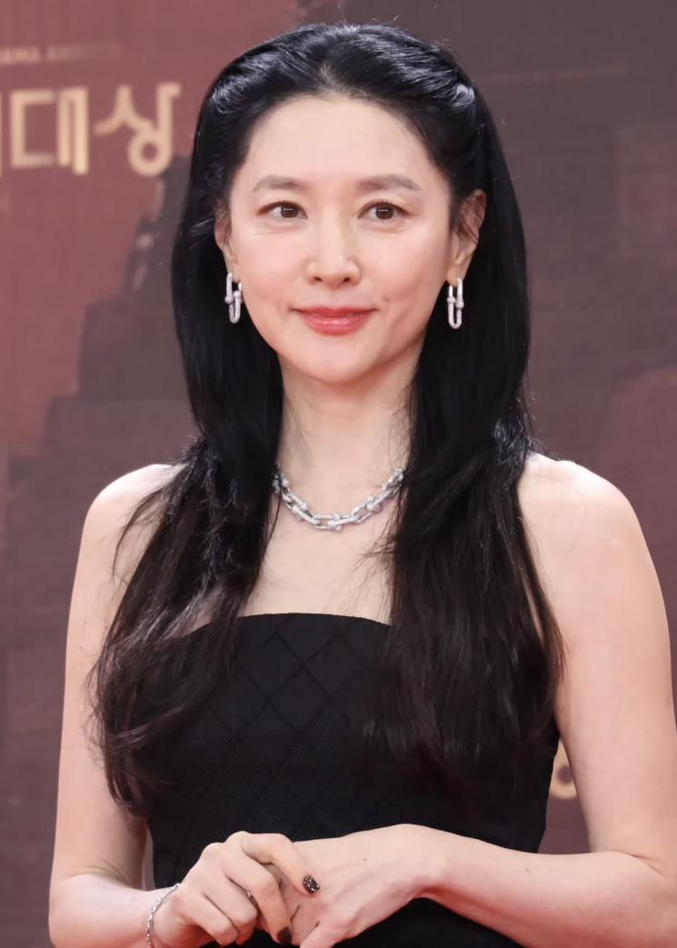 10 nữ diễn viên giàu nhất Hàn Quốc 2026: Song Hye Kyo có 1500 tỷ cũng chỉ xếp thứ 3, hạng 1 thắng đời tuyệt đối