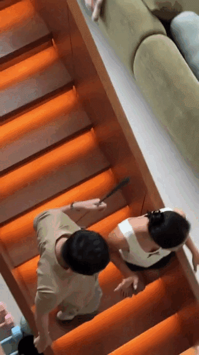 Mỹ nhân Việt 3 lần đỗ thủ khoa, vừa tậu xe sang giá 3 tỷ: Sống độc thân trong căn hộ thông tầng hạng sang, đỉnh thì thôi nhé 