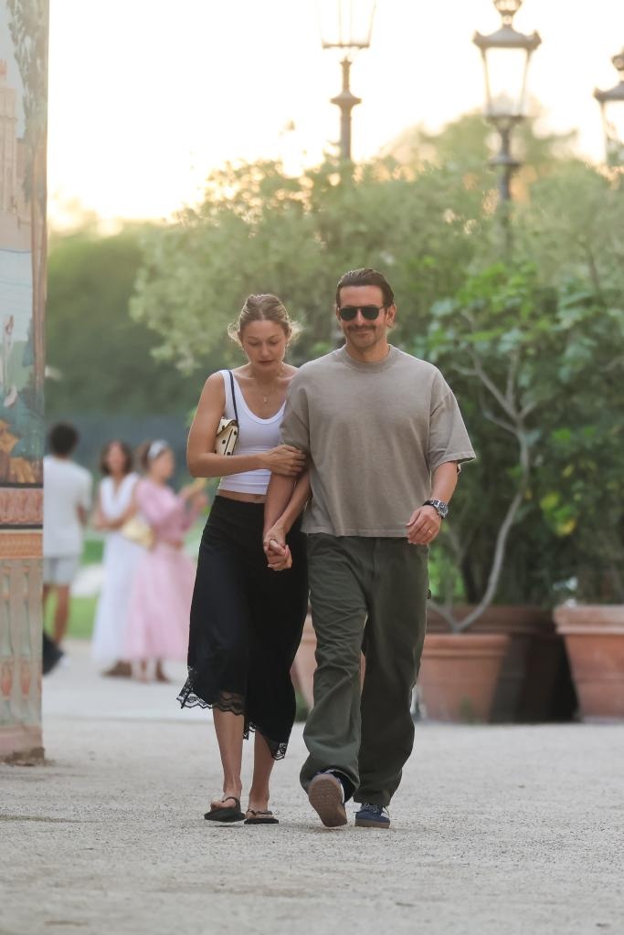 Bradley Cooper và siêu mẫu Gigi Hadid chuẩn bị đám cưới?