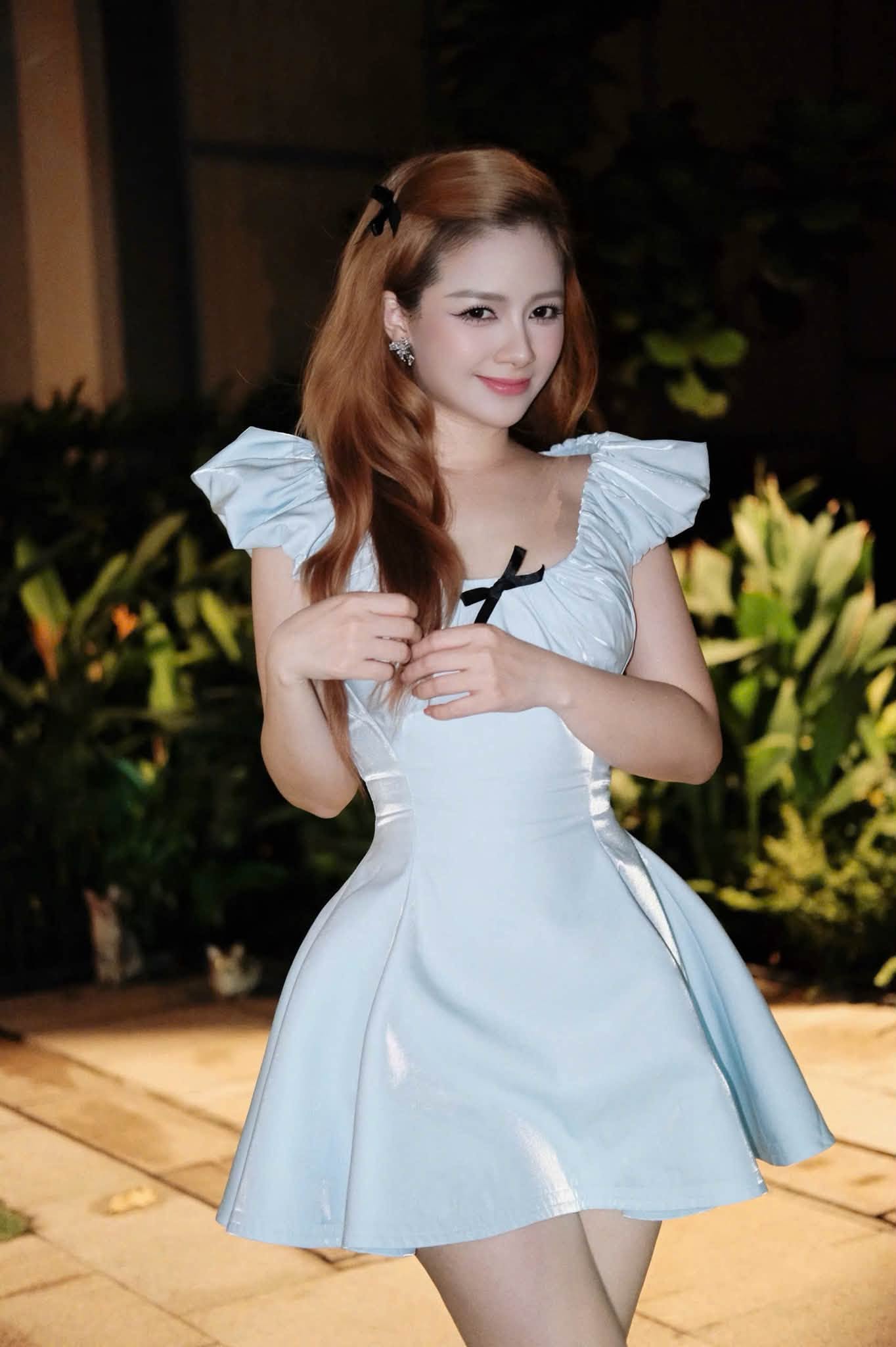 Dương Hoàng Yến bận rộn với lịch diễn dày đặc, thường xuyên góp mặt tại các sự kiện và sân khấu trên khắp cả nước