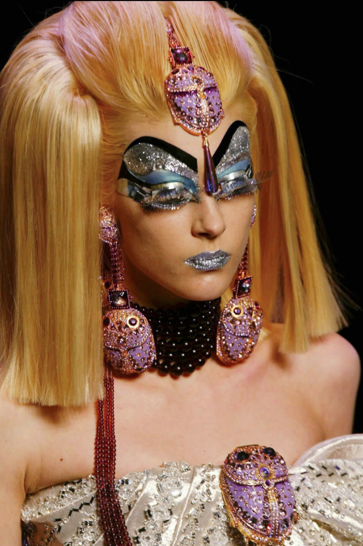 Không mất nhiều thời gian để cái tên Pat McGrath trở thành