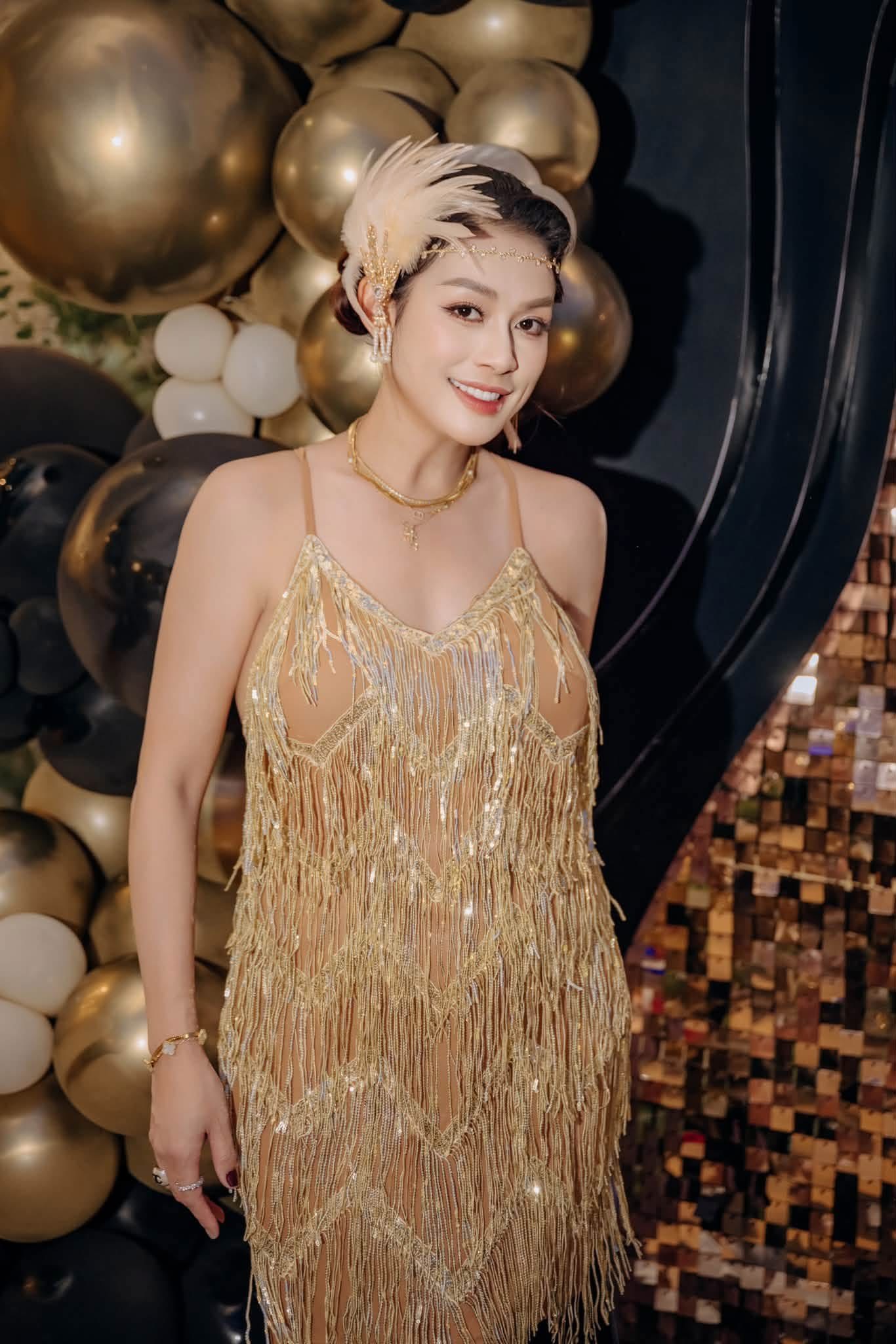 Mỹ nhân ghê gớm nhất Hoa Cỏ May sau 25 năm: Nhan sắc thăng hạng sau biến cố, đẹp hơn thời mới vào nghề