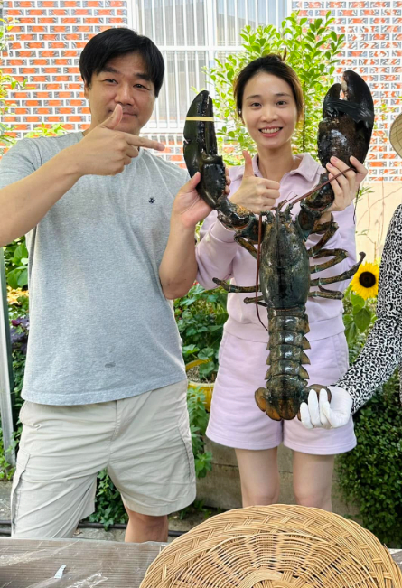 Chồng cũ của cô - anh