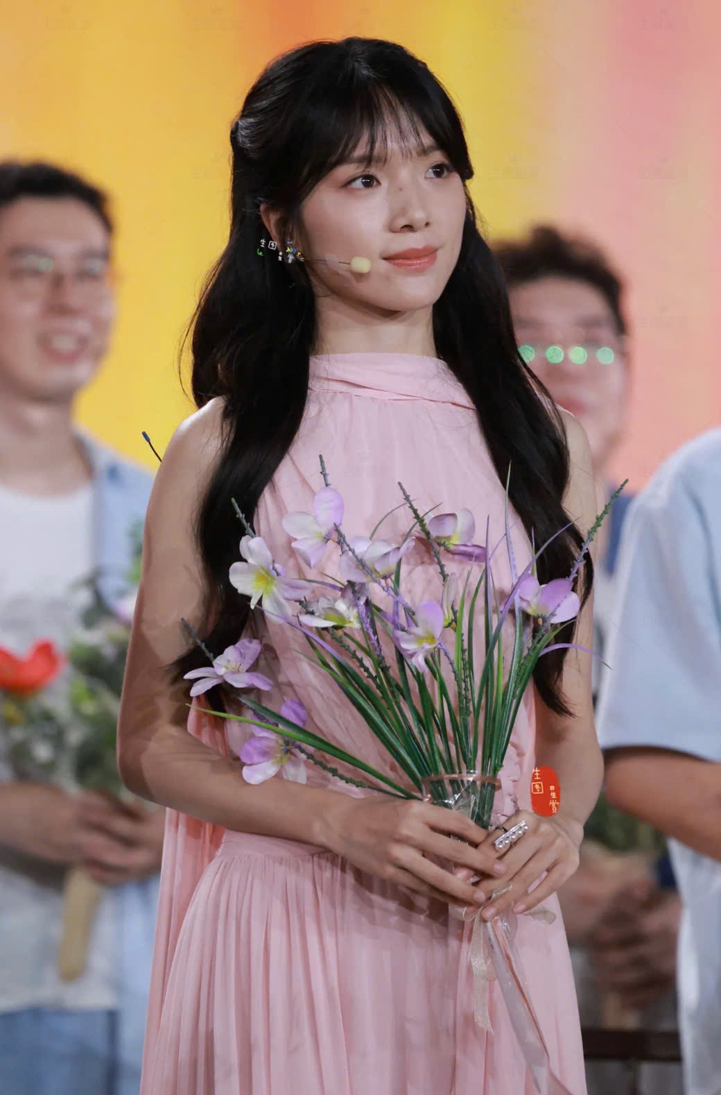 Nữ chính phim hot 8 nghìn tỷ: Visual tự nhiên như 