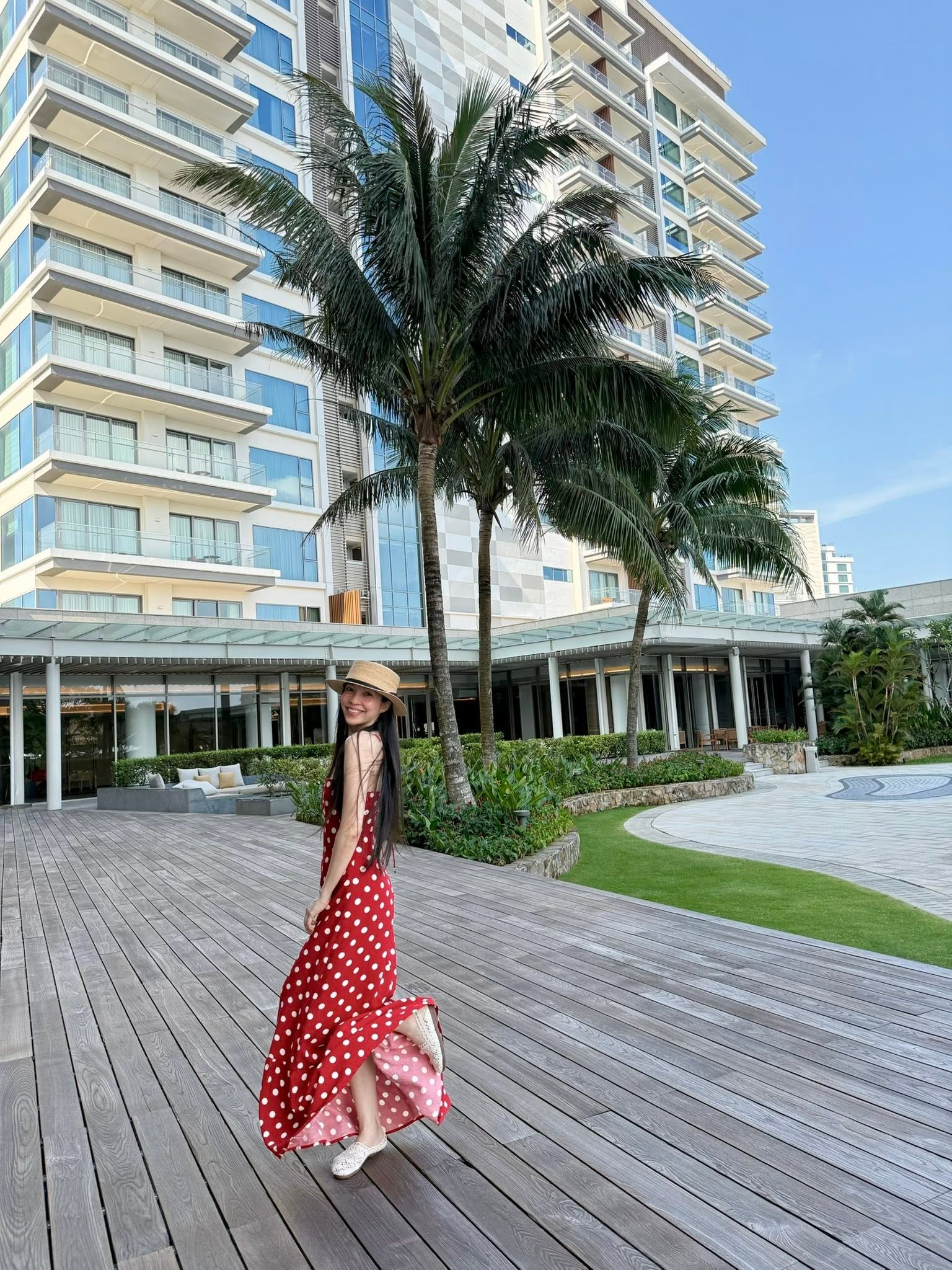 Mỹ nhân Việt 45 tuổi vẫn độc thân: Vóc dáng nuột nà thấy mê, style