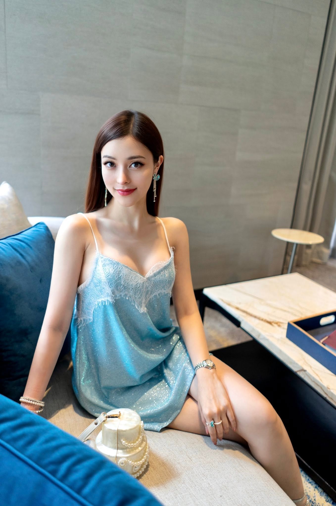 “Nữ cơ trưởng đẹp nhất lịch sử hàng không” giờ ra sao?