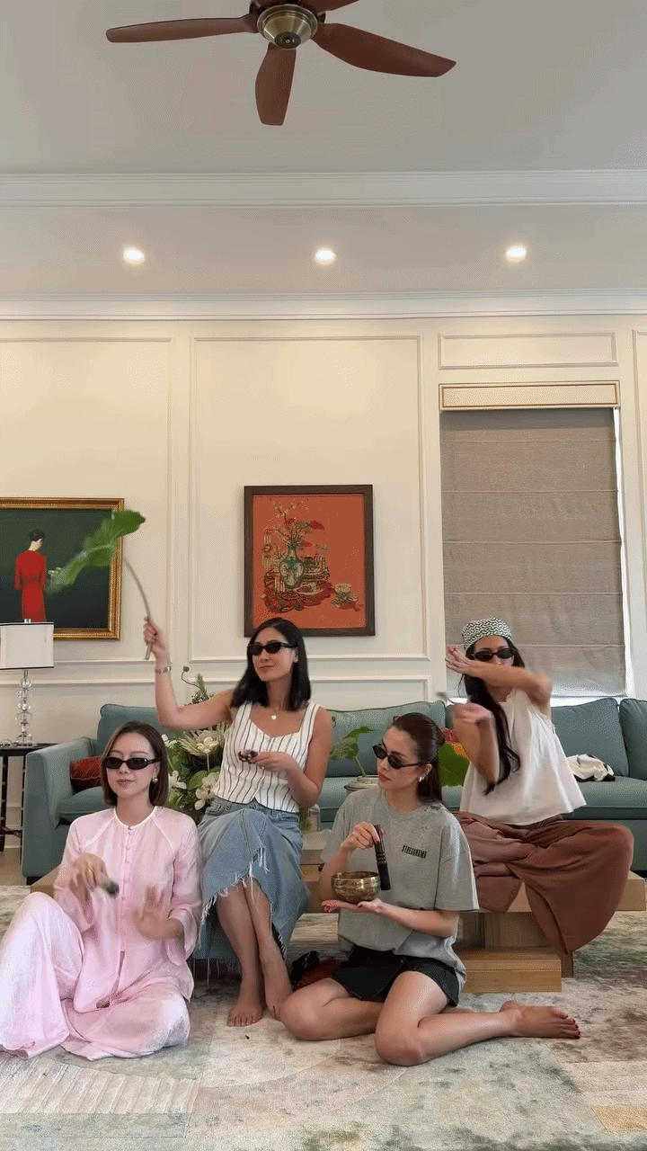 Gần đây, Băng Di - bạn thân Hà Tăng - đăng clip nhóm bạn nhí nhố ở phòng khách nhà ngọc nữ (Nguồn: Băng Di)
