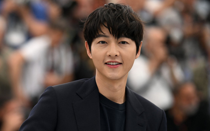10 nam diễn viên giàu nhất Hàn Quốc 2026: Song Joong Ki xếp sau Lee Min Ho, hạng 1 bất khả chiến bại