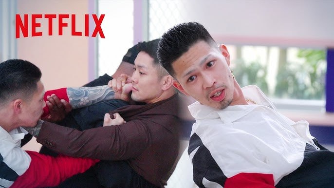 Anh sở hữu một gương mặt, lý lịch khiến nhiều người phải dè chừng (Ảnh: Netflix)