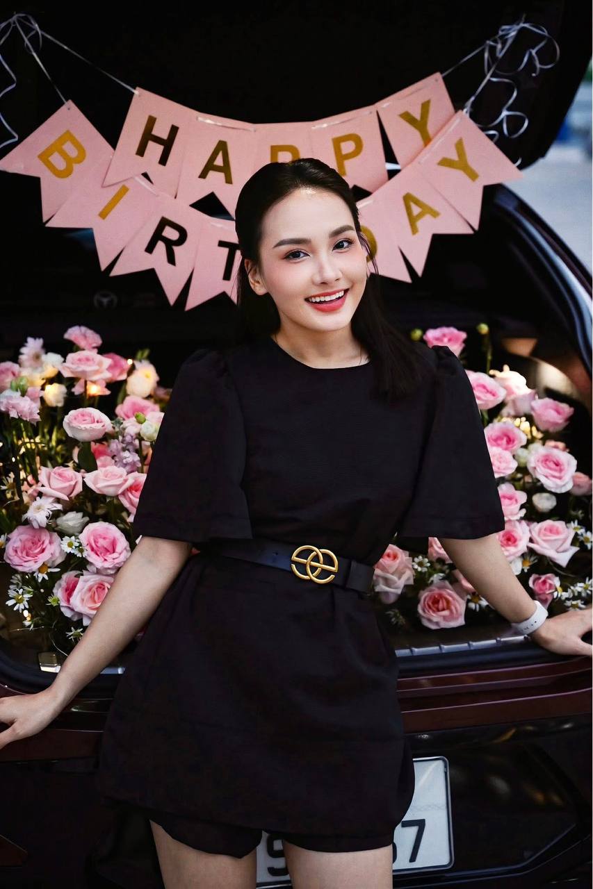 Mỹ nhân phim Việt khoe sắc vóc sau nhiều năm không đóng phim, thẳng thắn đáp trả nghi vấn thẩm mỹ