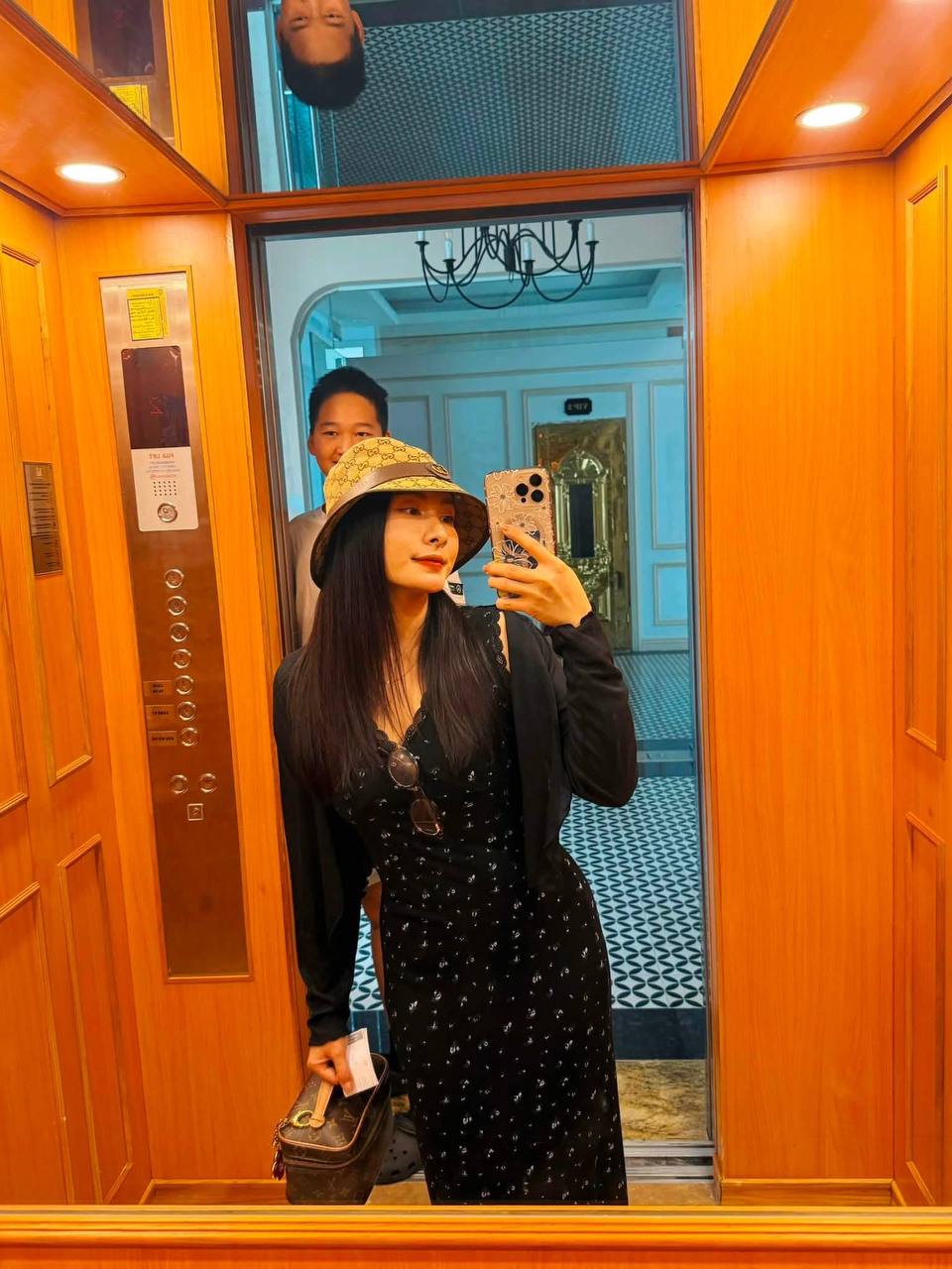 Mỹ nhân phim Việt khoe sắc vóc sau nhiều năm không đóng phim, thẳng thắn đáp trả nghi vấn thẩm mỹ