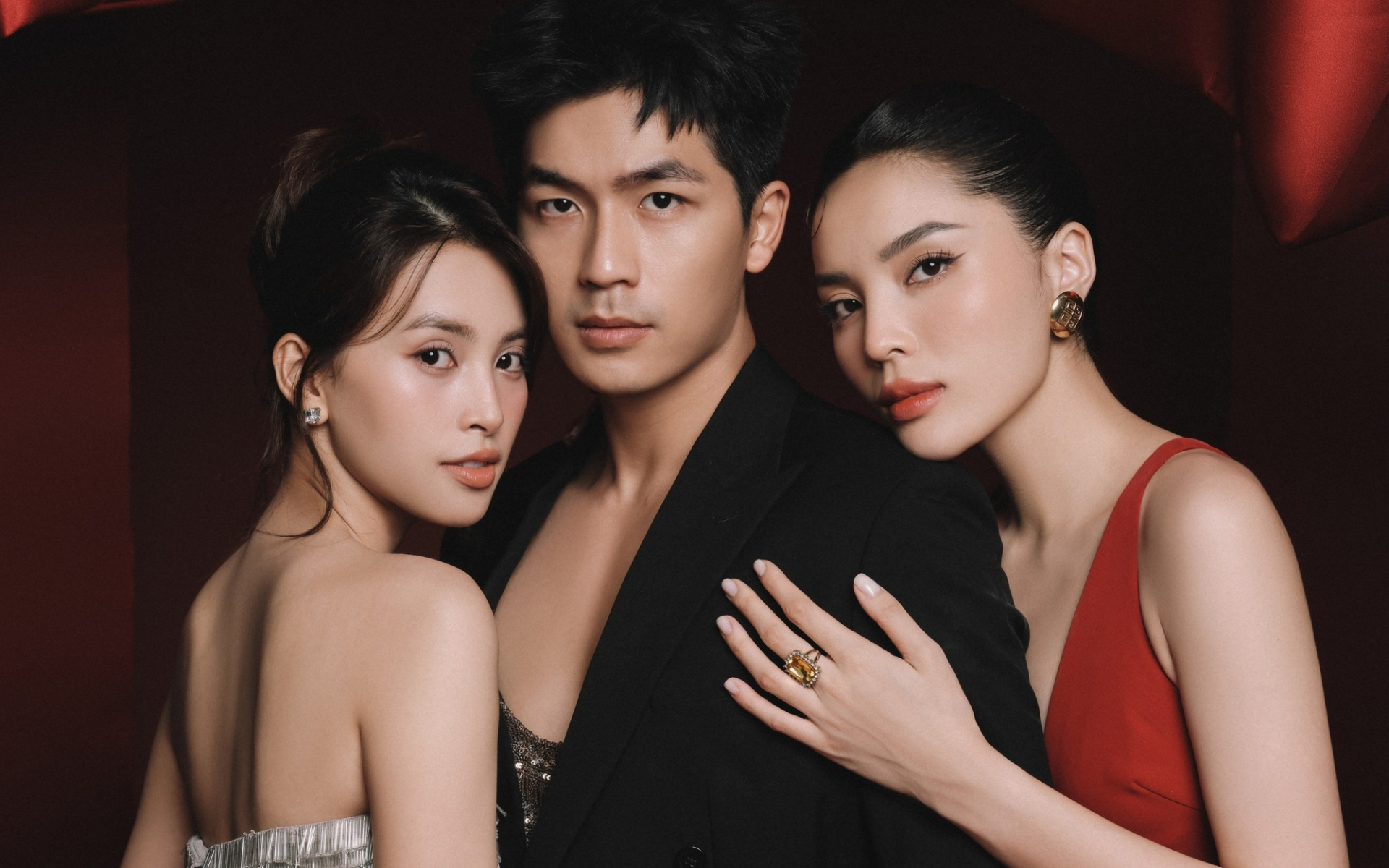 Đã tìm ra mỹ nhân cổ trang Việt sang chảnh vô đối, đến Trấn Thành cũng phải khen “cô ấy không thể đóng vai nghèo”