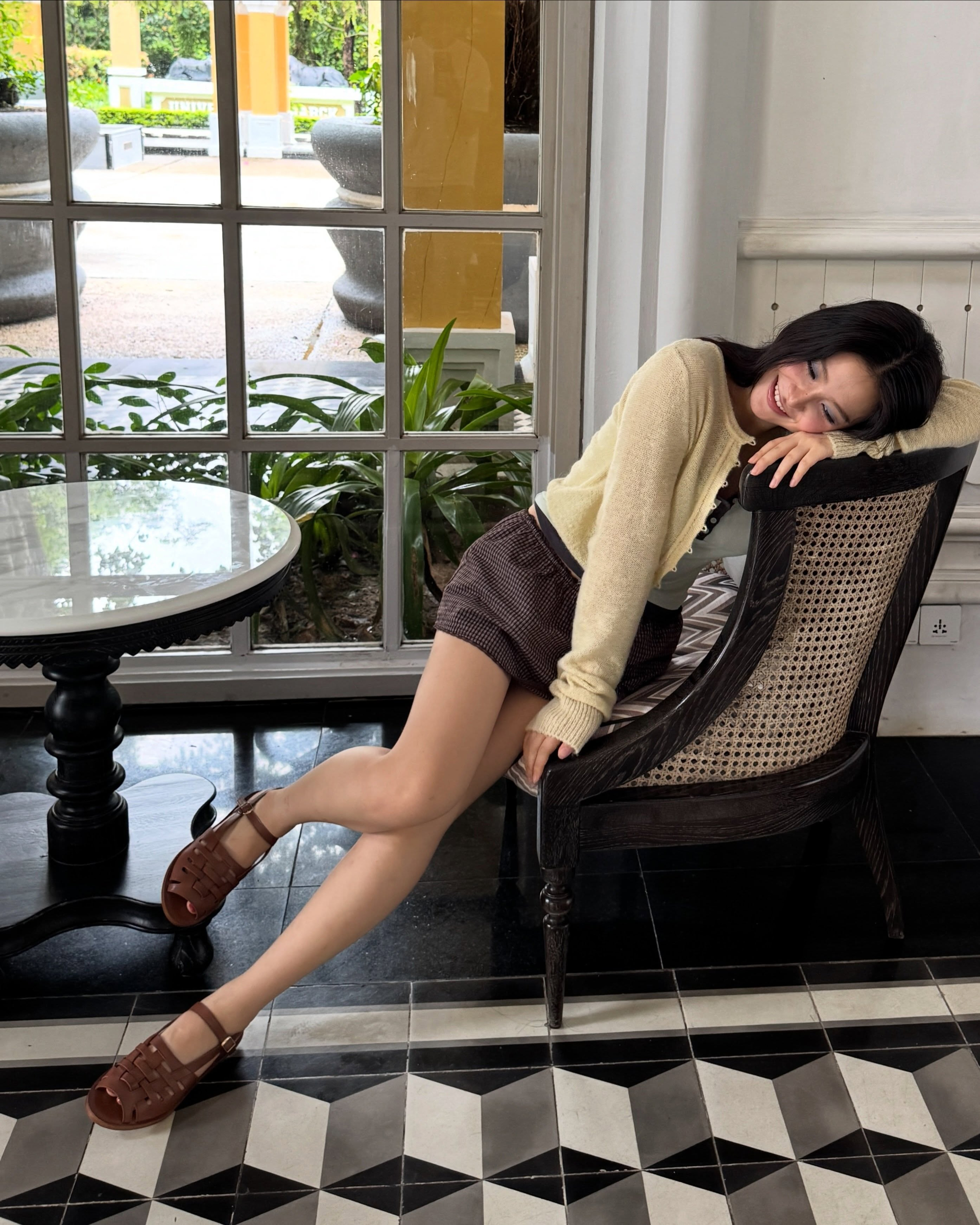 Mỹ nhân showbiz tuổi 27 bước vào “kỷ nguyên visual”: Camera dí sát vẫn thắng, mặc đẹp như một phản xạ