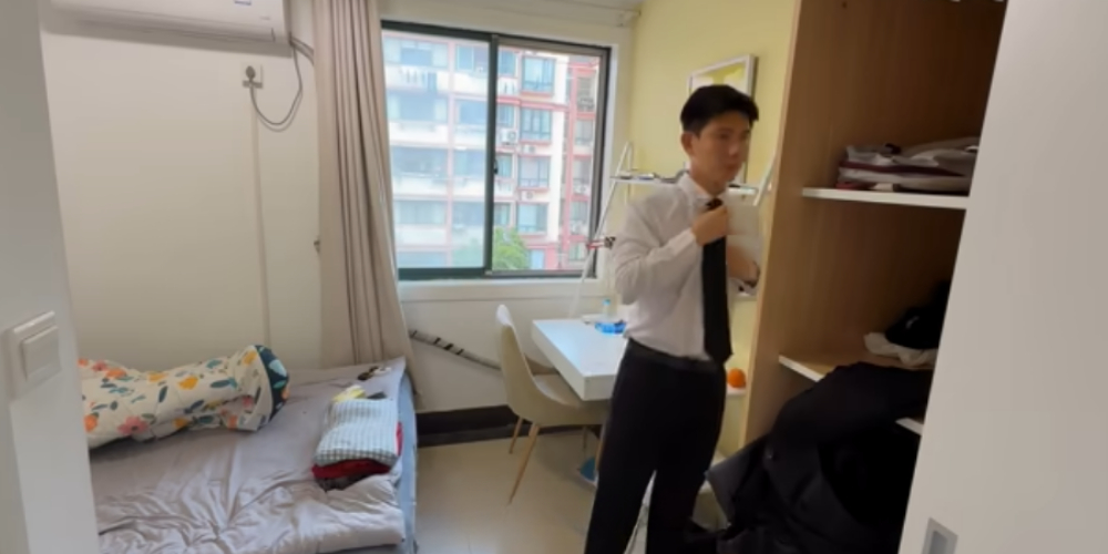 Căn phòng được công ty cấp cho bảo vệ SN 1995, lương 35 triệu/ tháng