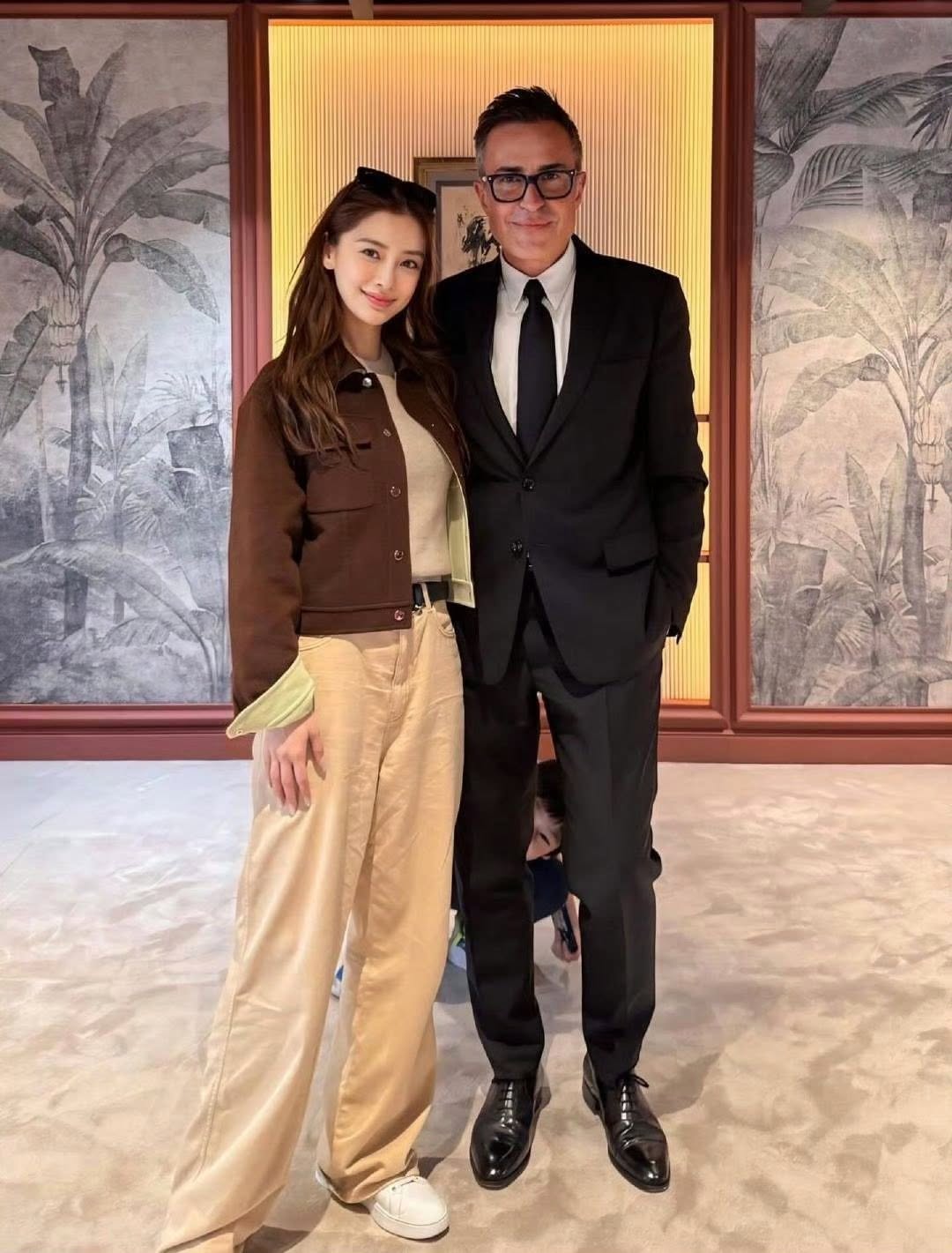 Đại mỹ nhân được cả showbiz công nhận: Đứng im cũng đẹp xuất thần, chẳng cần ăn vận cầu kỳ vẫn cực cuốn