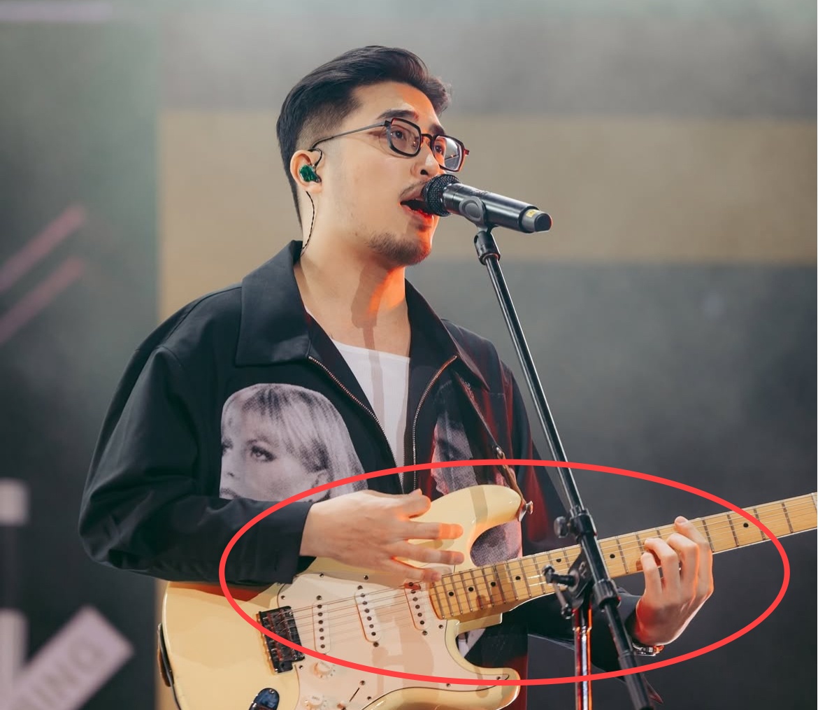Ca sĩ Việt cưới vợ tiểu thư hơn 3 tuổi, đã có con chung: 3 năm sau đám cưới lộ loạt dấu hiệu đáng ngờ
