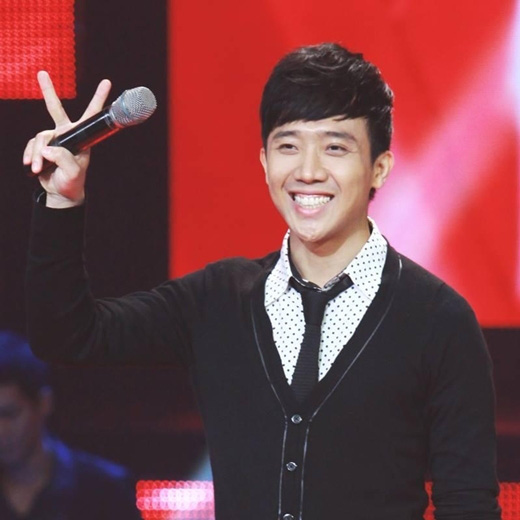 So với thời điểm mới tham gia showbiz, ngoại hình của nam Mc đã có sự thay đổi chóng mặt. Ảnh: FBNV
