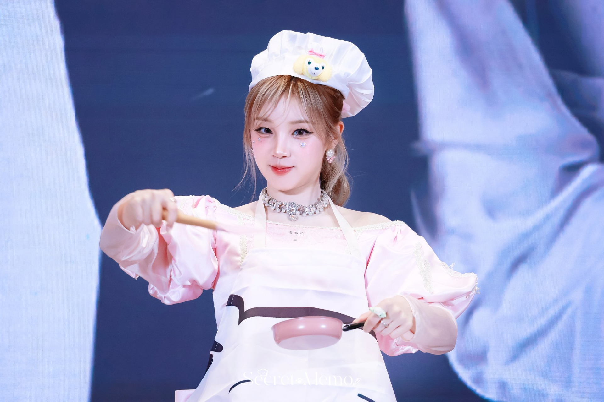 Đến thời điểm hiện tại, Jackson Wang và Tống Vũ Kỳ vẫn chưa lên tiếng về những nghi vấn xoay quanh chuyện tình cảm của họ