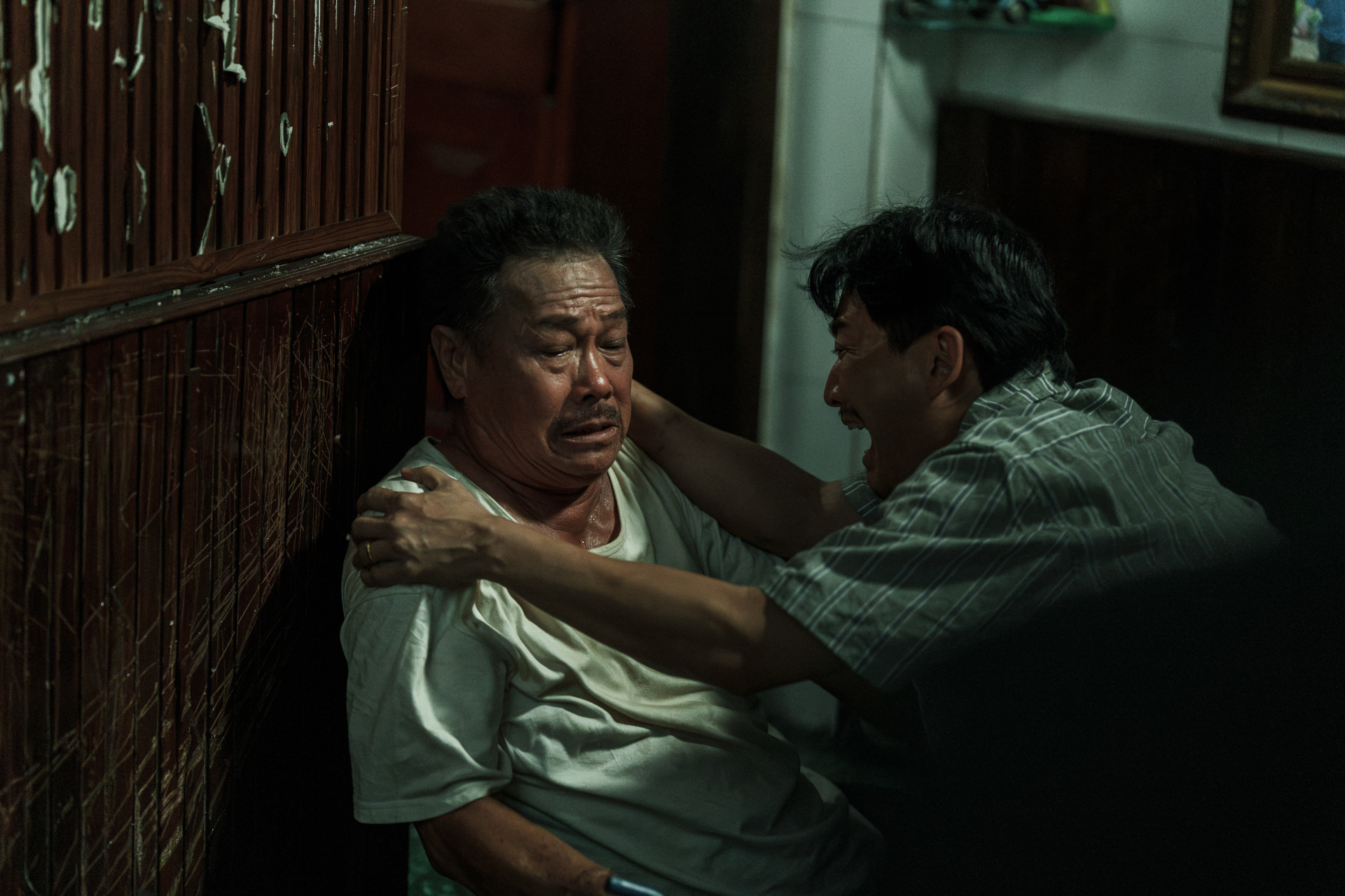 Nghỉ Hè Sợ Nghỉ Hưu: Kịch bản có duyên, diễn xuất có tầm, không là siêu phẩm thì cũng đáng tiền
