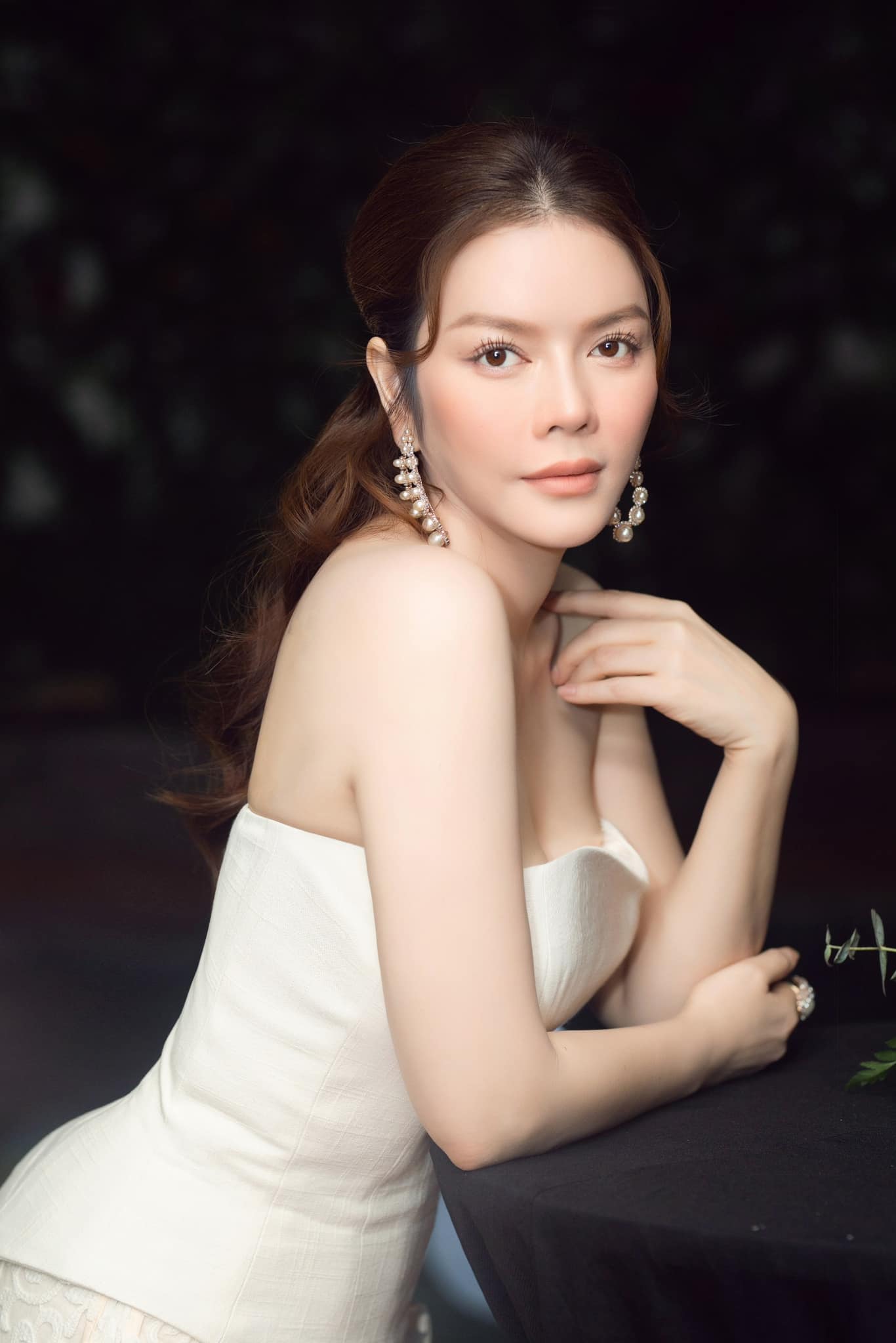 Nữ diễn viên còn sở hữu nhiều cơ ngơi tại TP.HCM, cùng khu nghỉ dưỡng và trang trại ở Đà Lạt. Ảnh: Tổng hợp