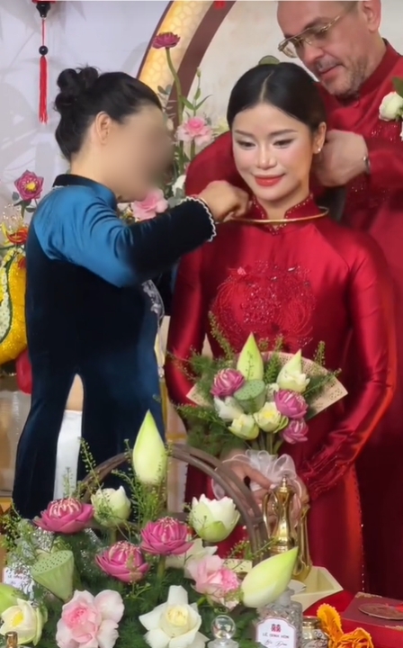 TikToker Blacki chia tay chồng Tây: Đám cưới 1 năm trước bị đào lại vì một chi tiết bất thường