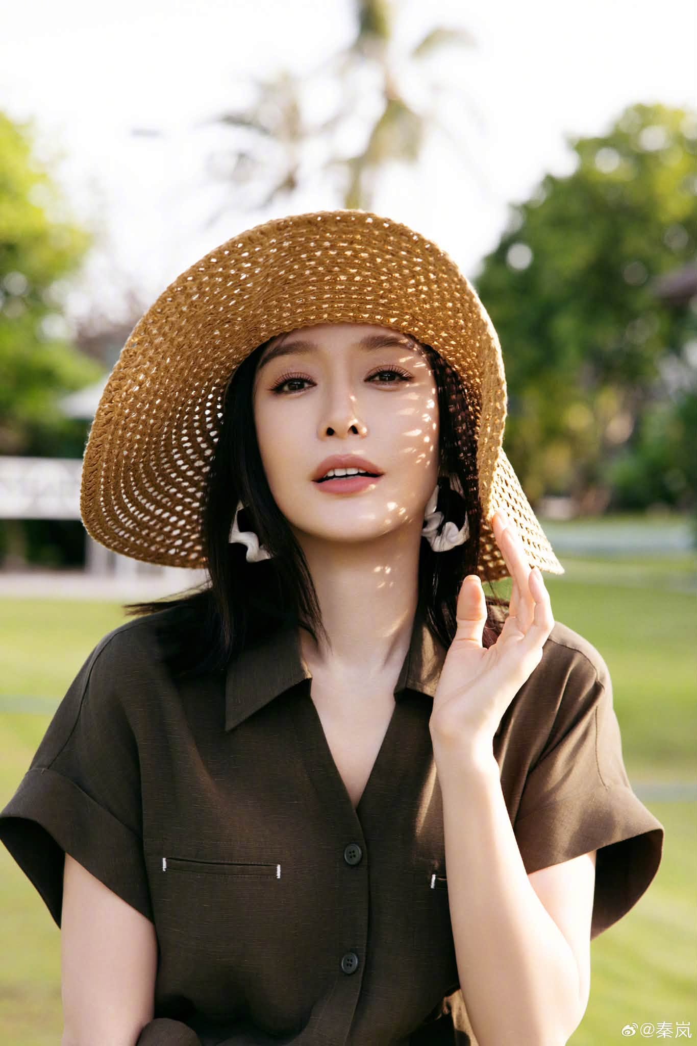 Đại mỹ nhân showbiz 47 tuổi vẫn đẹp hoàn hảo, body nuột nà mặc gì cũng sang