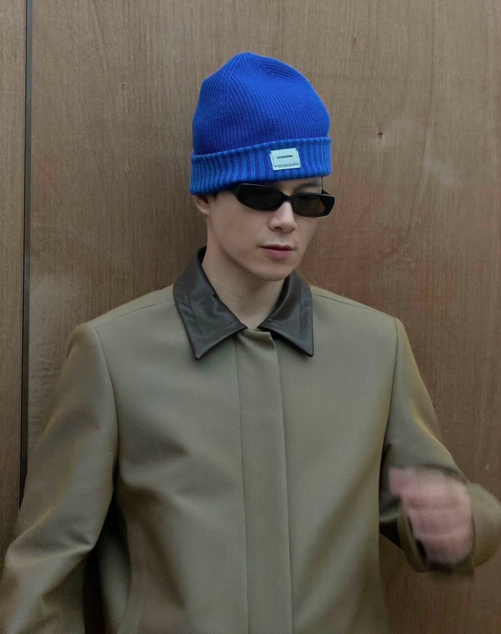 Việt Nam mới có 1 cặp đôi tự nhận là Timothée Chalamet và Kylie Jenner, đi Hàn mặc cũng đẹp phết chứ đùa!