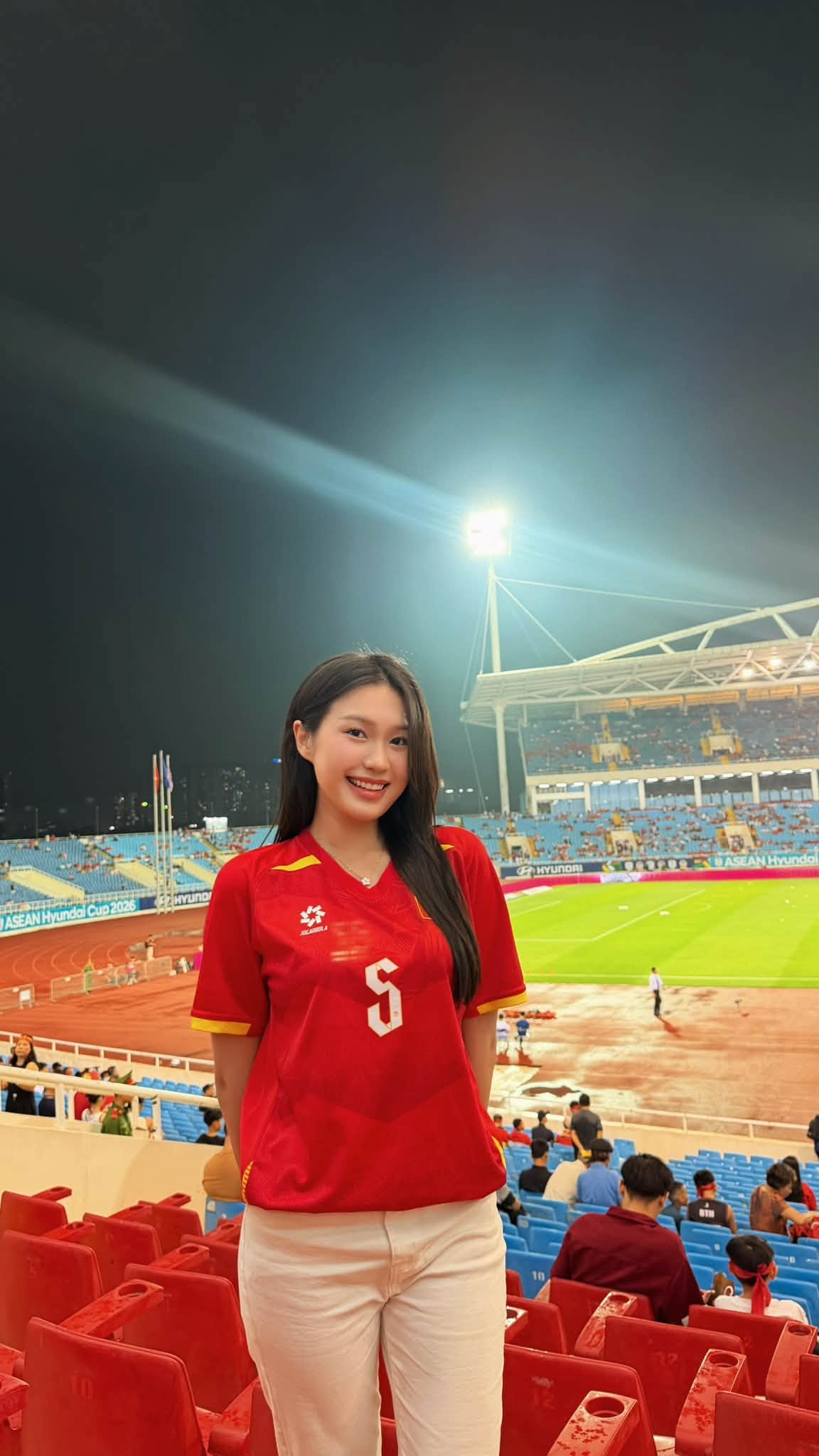 Doãn Hải My là hậu phương vững chắc cho chồng. Ảnh: FBNV.