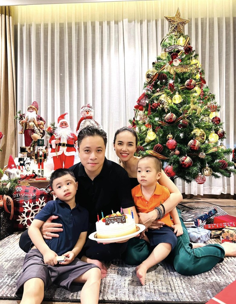 Mỹ nhân Việt bỏ hào quang showbiz, ở ẩn nuôi con trong biệt thự trăm tỷ