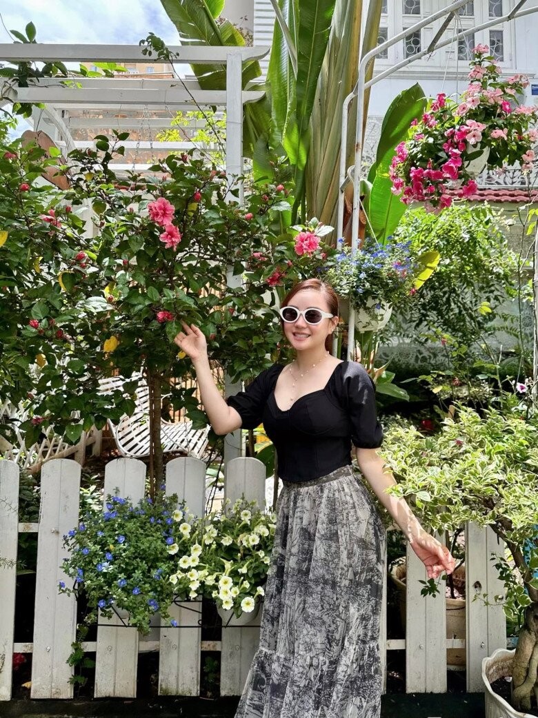 Biệt thự rộng 1.400m2 của Vy Oanh