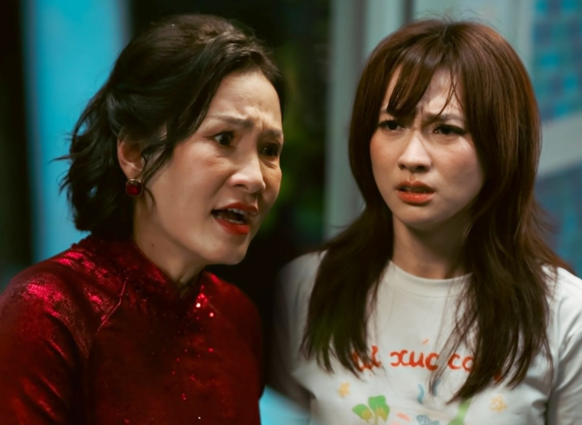 Cái tát đau đớn của mẹ Phương Anh Đào dành cho con gái