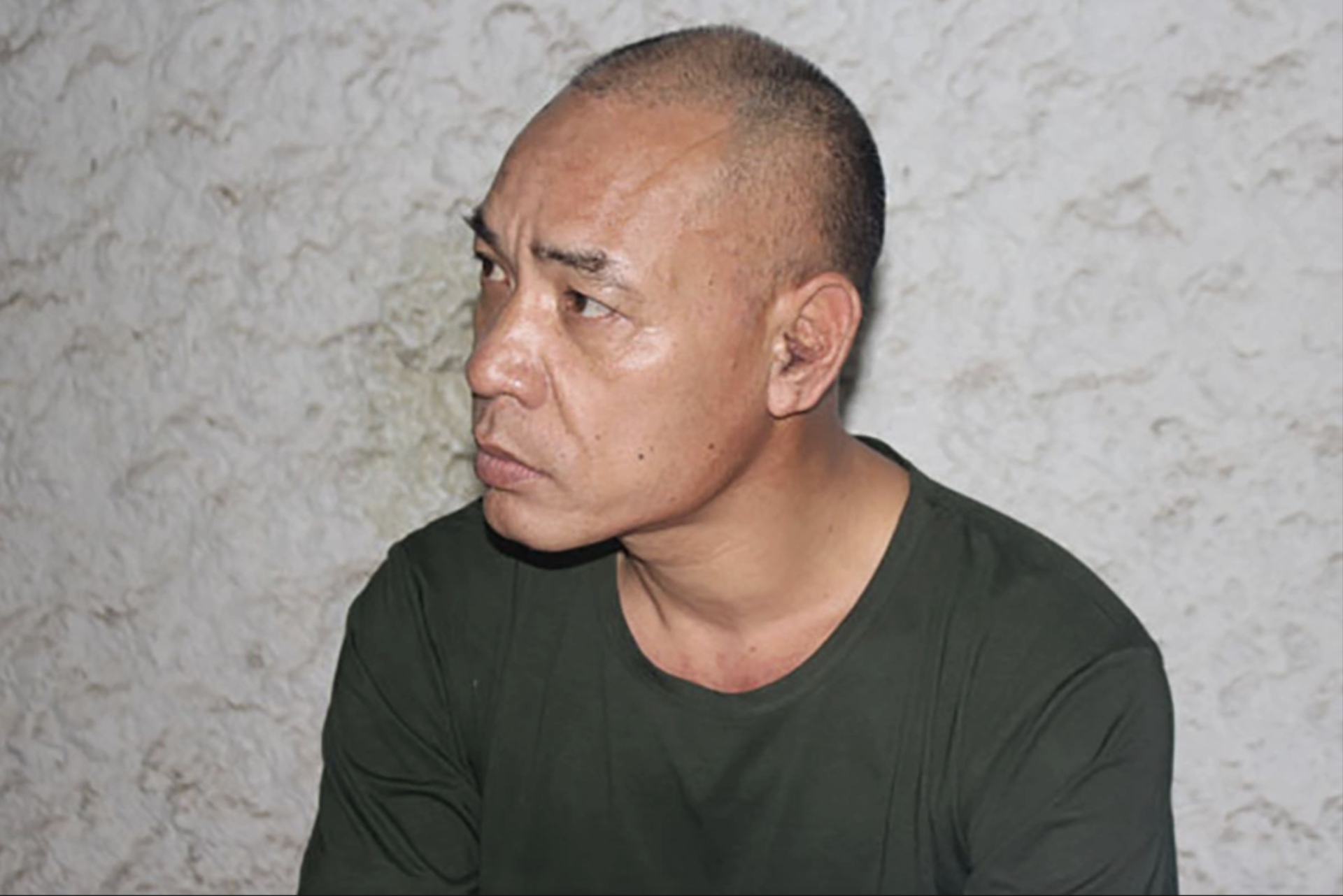 Dũng lúc bị bắt (Ảnh: Công an cung cấp)