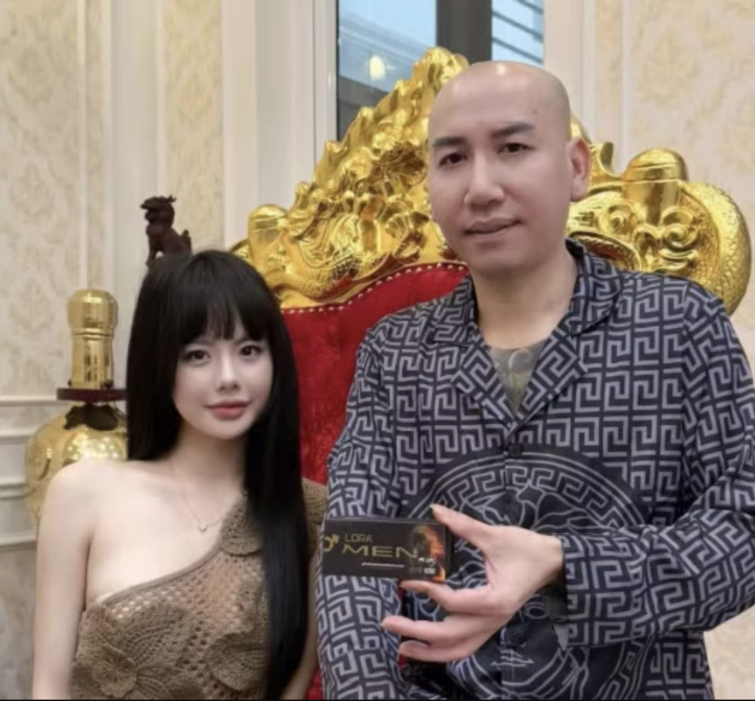 “Cô giáo Hương” và Phú Lê (Ảnh: FBNV)