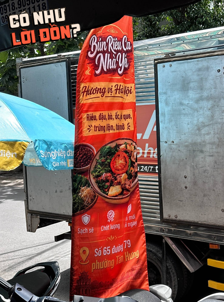 Quán bún riêu ngày hết cả trăm tô: Giò tai 