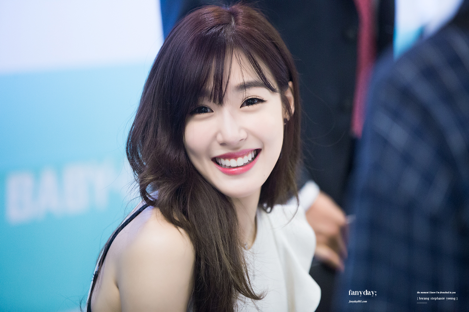 Tiffany ra mắt cùng SNSD vào năm 2007 và đạt được vô số thành công