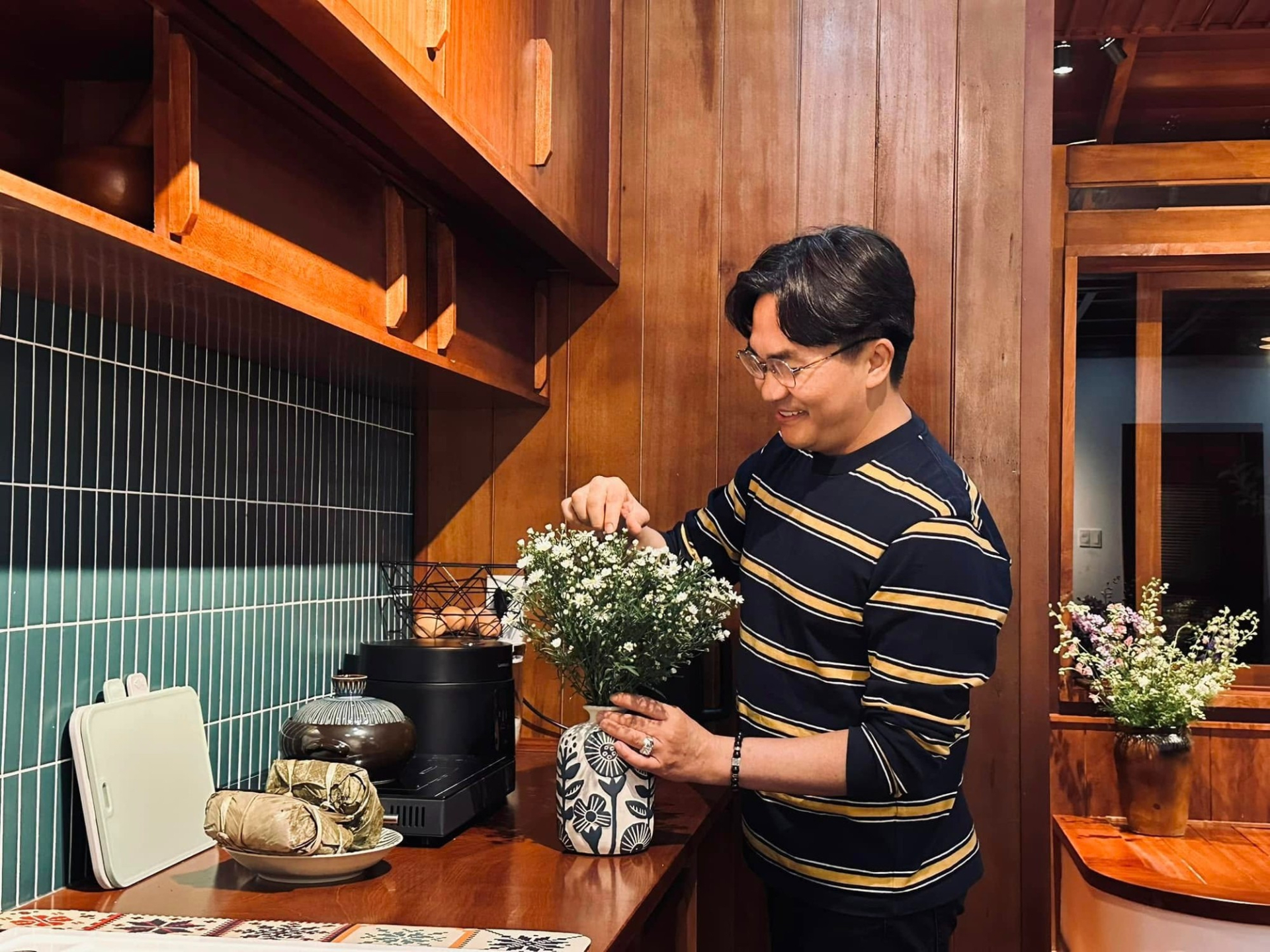 Nhà gỗ 2 tầng của MC Đại Nghĩa