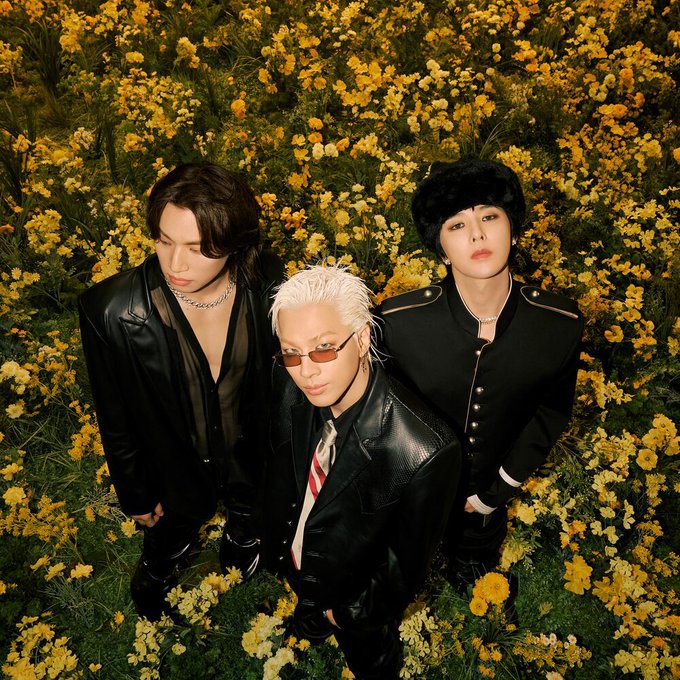 BIGBANG vừa trở lại với BiiiG