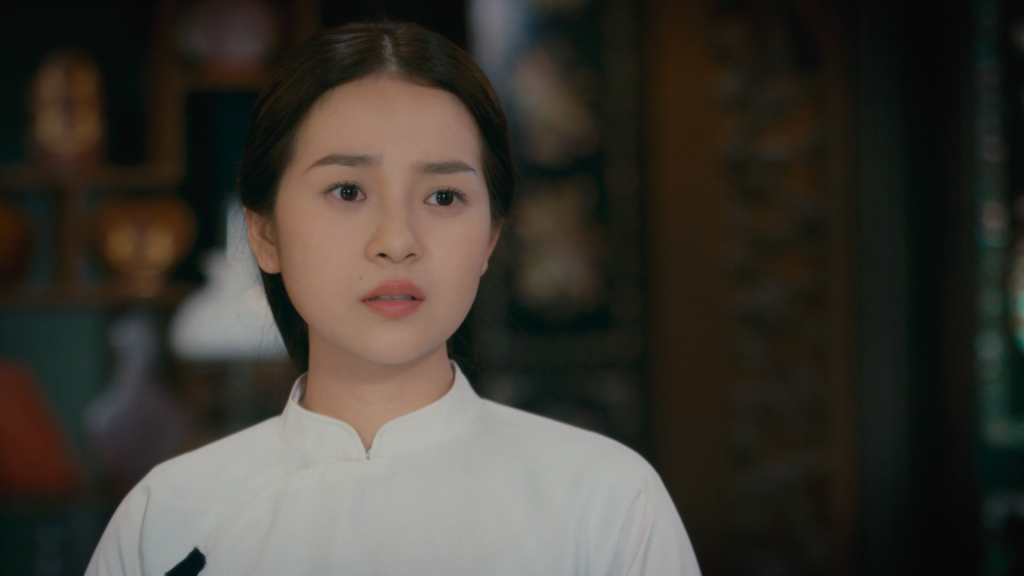 Công chúa Vbiz cứ để tóc thẳng, son đỏ là thần: Visual sắc lẹm kiêu sa, thua Baifern Pimchanok mỗi cái tuổi