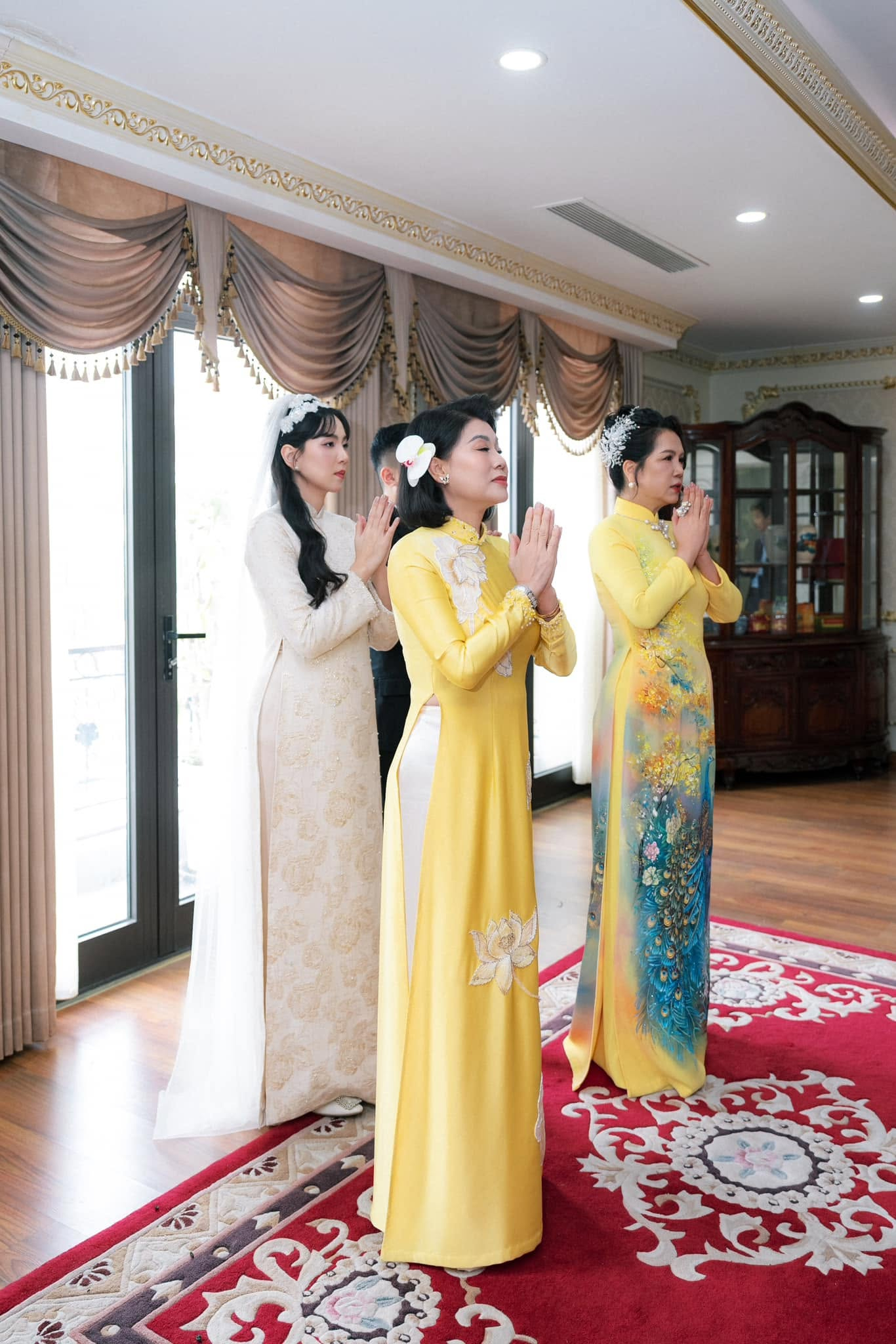 Một góc khác về phòng thờ