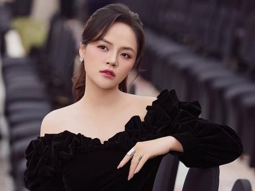 Nữ diễn viên đóng nhiều phim top 1 rating nhất Việt Nam: Đóng ác ra ác, hiền ra hiền, tài sắc song toàn thực sự
