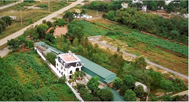 Căn nhà 3 tầng ở Hà Nội của NSƯT Quang Tèo