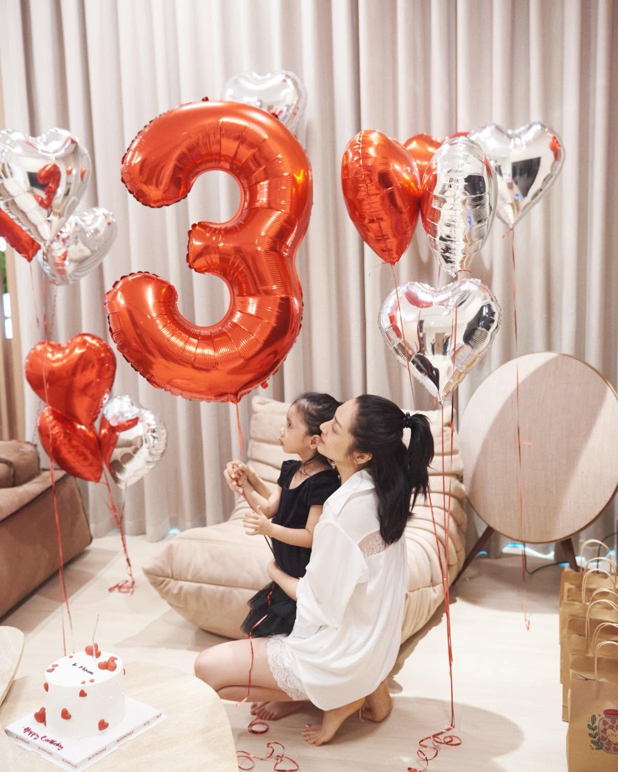 Mẹ đơn thân Vbiz từng bị bạn trai bạo hành tinh thần, phải gặp bác sĩ tâm thần để điều trị